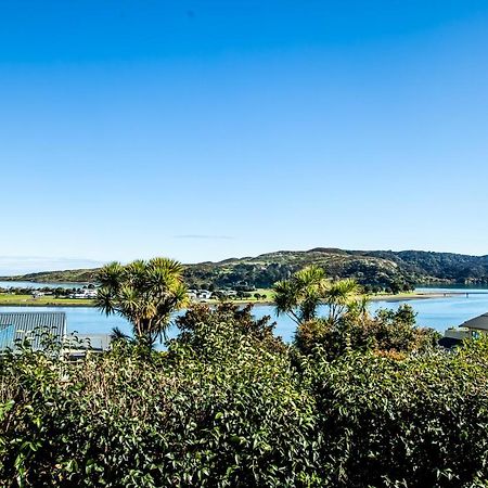 Ocean View Raglan Bed & Breakfast Exteriör bild