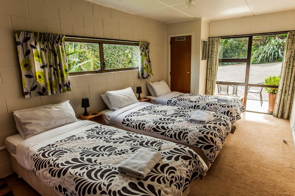 Ocean View Raglan Bed & Breakfast Exteriör bild